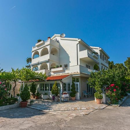 Apartments Vila Antula Banjol Exterior foto