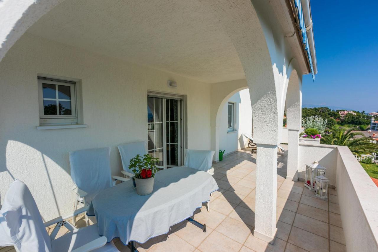 Apartments Vila Antula Banjol Exterior foto